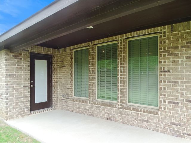 2125 Flora Lane, Desoto, TX 75115
