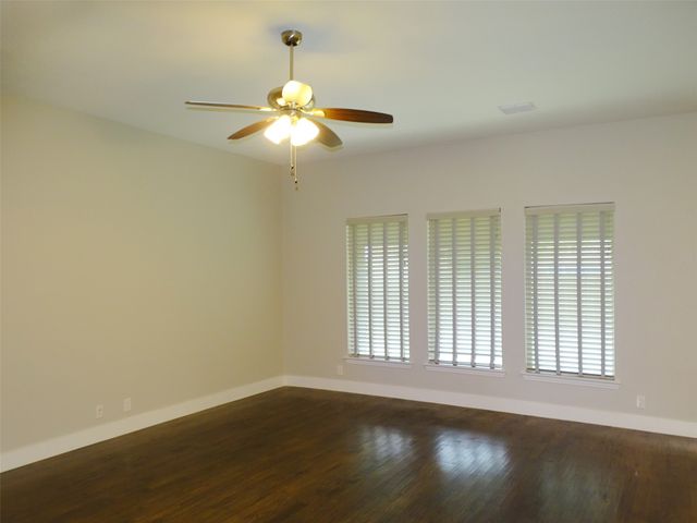 2125 Flora Lane, Desoto, TX 75115