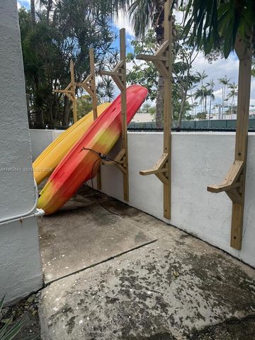 6941 Bay Dr A1, Miami Beach, FL 33141