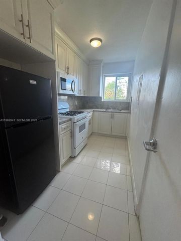 6941 Bay Dr A1, Miami Beach, FL 33141