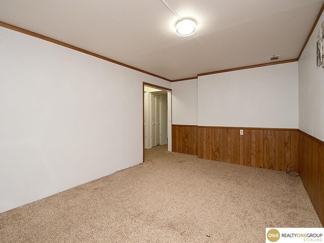 1111 Offutt Boulevard, Bellevue, NE 68005