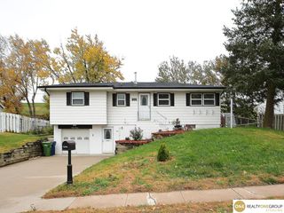 1111 Offutt Boulevard, Bellevue, NE 68005