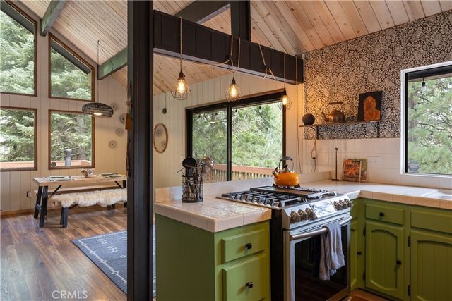 26645 Lake Forest, Twin Peaks, CA 92391