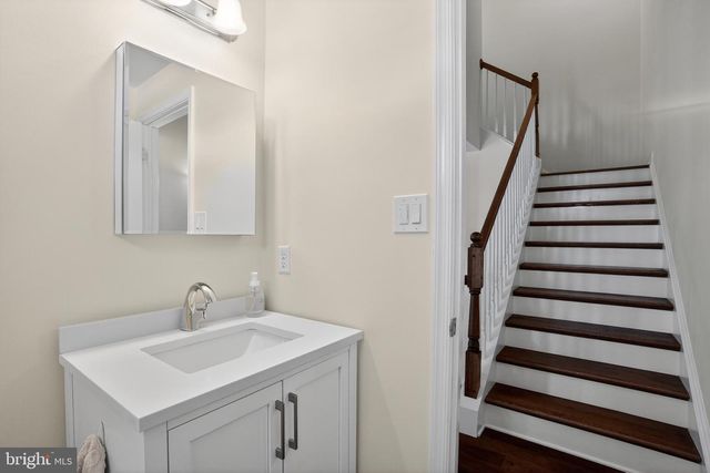 142 WESTHAMPTON DR, Wilmington, DE 19808