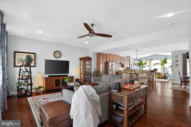 142 WESTHAMPTON DR, Wilmington, DE 19808