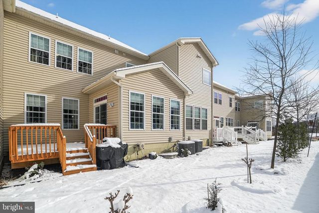 142 WESTHAMPTON DR, Wilmington, DE 19808