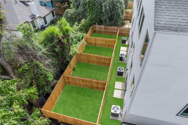 6528 Tuskegee Street A, Houston, TX 77091