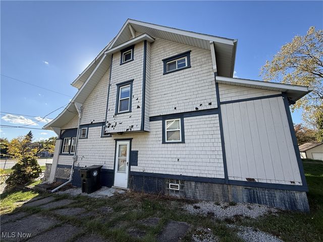 1119 10th Street NW, Canton, OH 44703