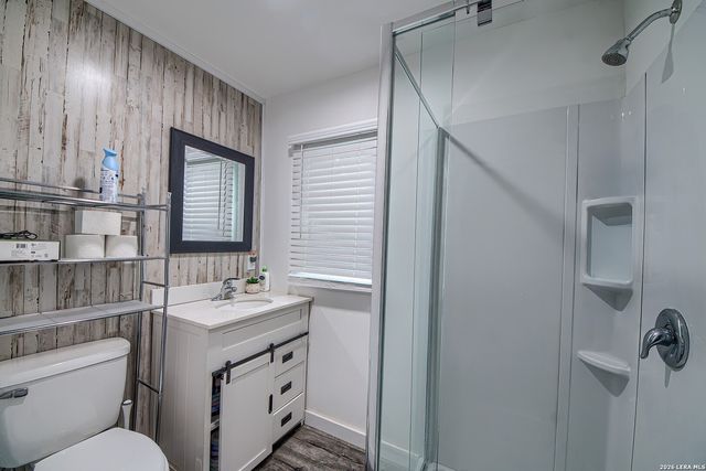 105 SKY COUNTRY DR, New Braunfels, TX 78132