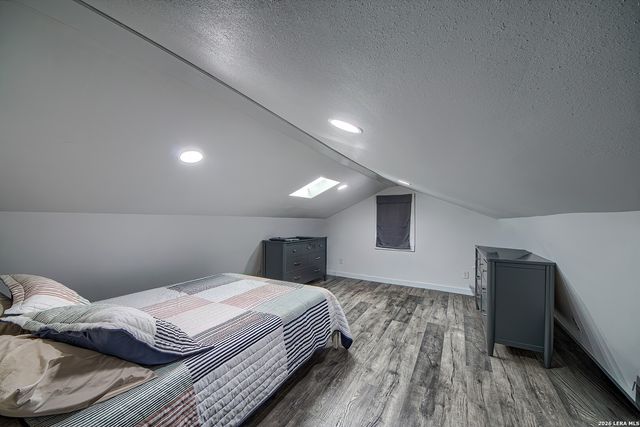 105 SKY COUNTRY DR, New Braunfels, TX 78132