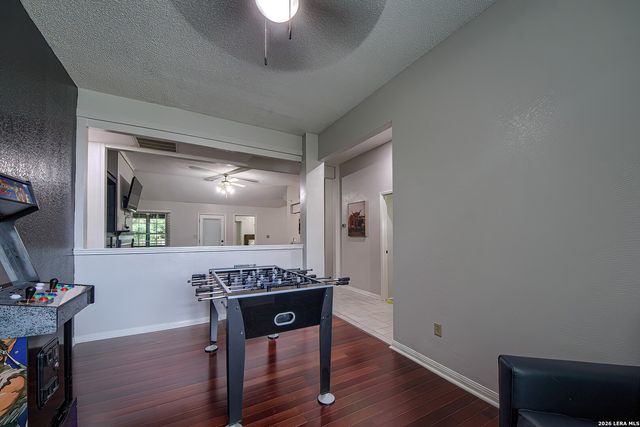 105 SKY COUNTRY DR, New Braunfels, TX 78132