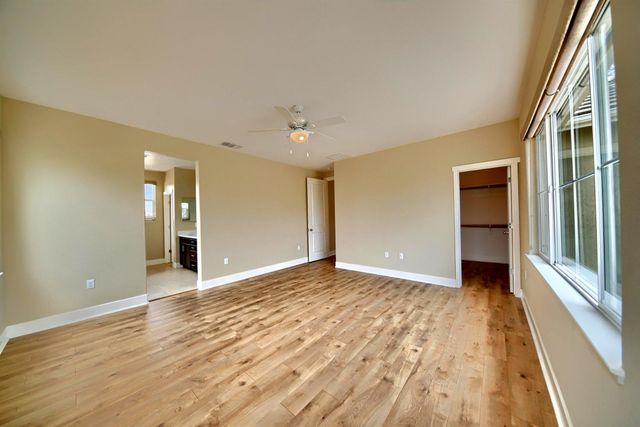 1329 Darrow Dr, Lathrop, CA 95330