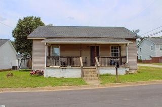 11 5th Street, Greer, SC 29651