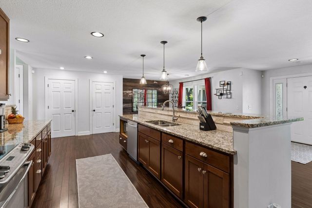 1118 Bowdoin Street, Saint Paul, MN 55116