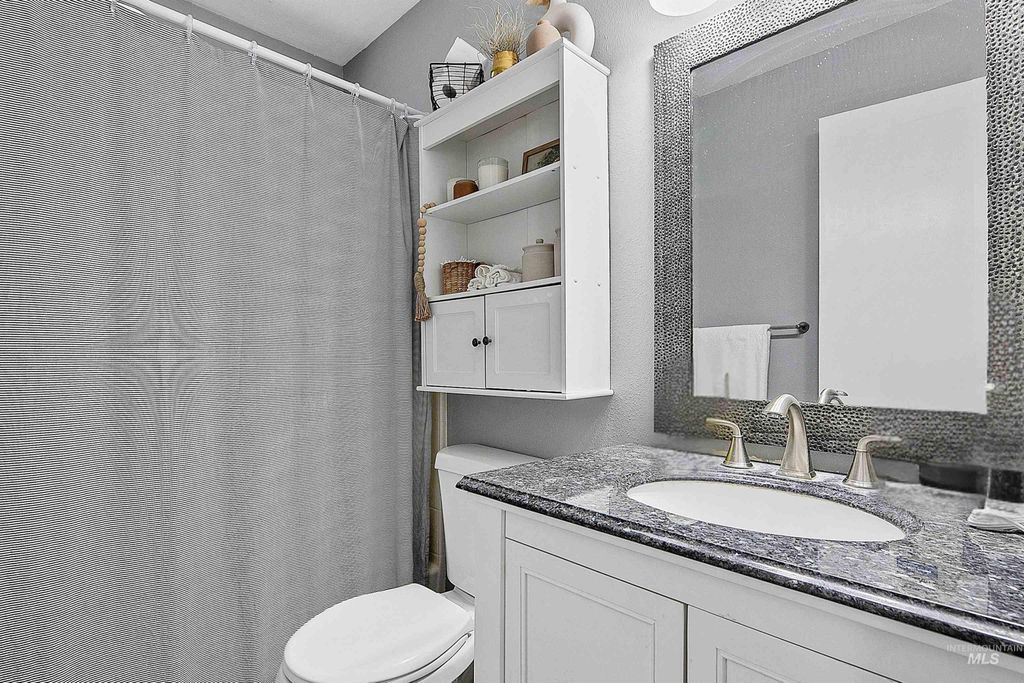 3925 W Garnet Street, Boise, ID 83703 photo 10