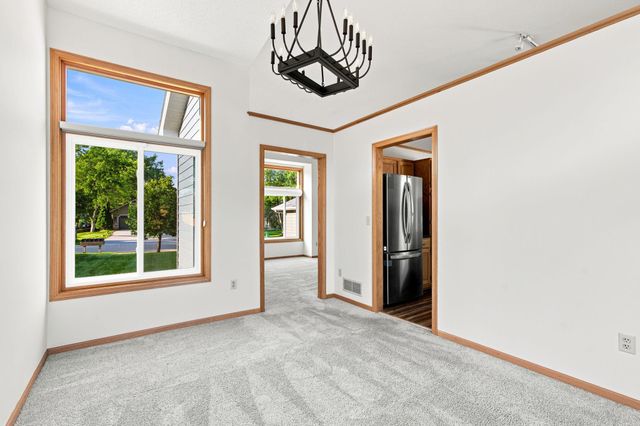 11205 72nd Avenue N, Maple Grove, MN 55369
