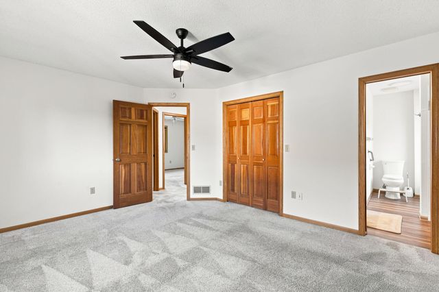 11205 72nd Avenue N, Maple Grove, MN 55369