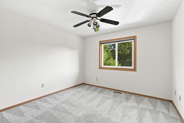 11205 72nd Avenue N, Maple Grove, MN 55369