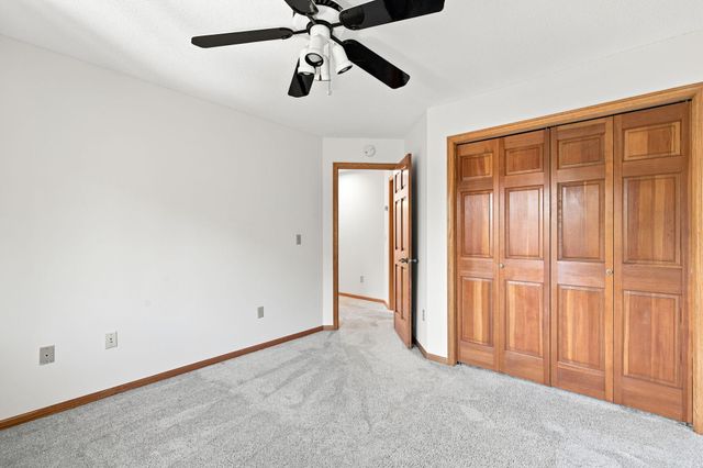 11205 72nd Avenue N, Maple Grove, MN 55369