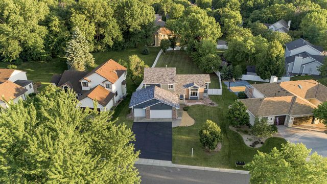 11205 72nd Avenue N, Maple Grove, MN 55369