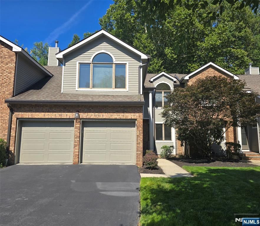 87 Lakeview Drive, Old Tappan, NJ 07675
