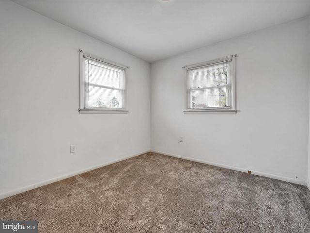 218 W FRANKLIN AVENUE, Myerstown, PA 17067