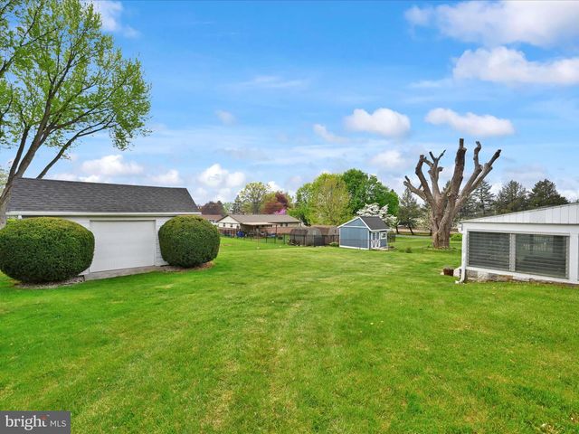 218 W FRANKLIN AVENUE, Myerstown, PA 17067