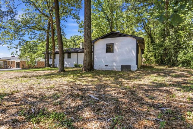 131 Ridgeway Rd, Spartanburg, SC 29301