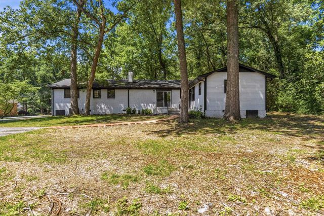 131 Ridgeway Rd, Spartanburg, SC 29301