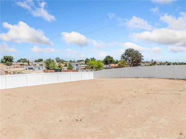 16749 Majela, Victorville, CA 92394