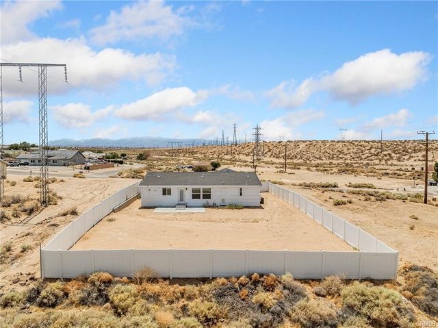 16749 Majela, Victorville, CA 92394