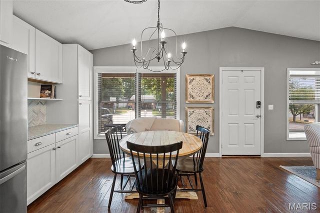 12115 Josephine Marie Drive, Maryland Heights, MO 63043