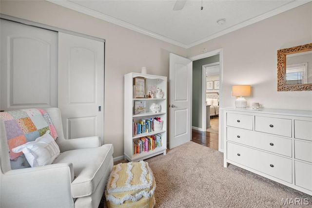 12115 Josephine Marie Drive, Maryland Heights, MO 63043