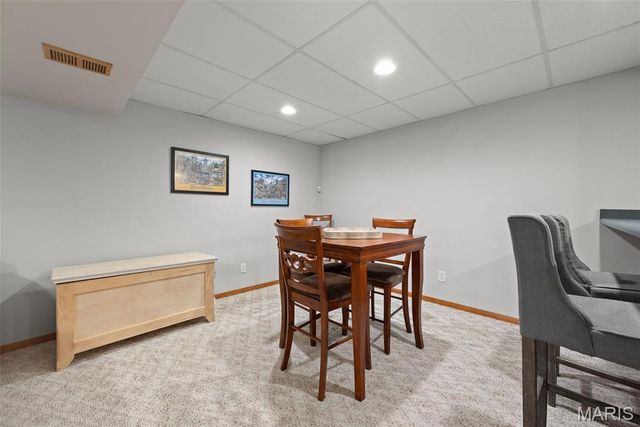 12115 Josephine Marie Drive, Maryland Heights, MO 63043