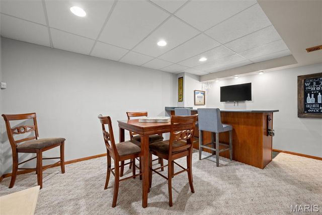 12115 Josephine Marie Drive, Maryland Heights, MO 63043