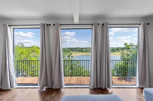 25413 Pedernales Point DR, Spicewood, TX 78669