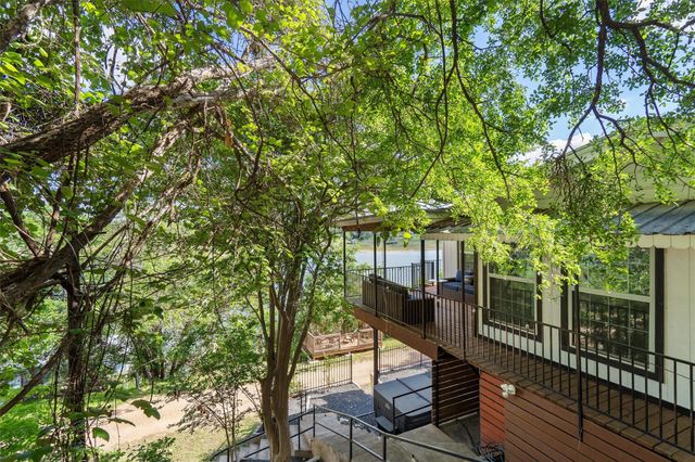 25413 Pedernales Point DR, Spicewood, TX 78669