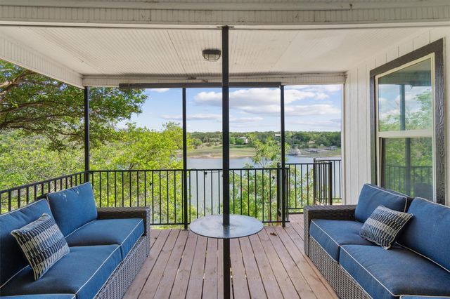 25413 Pedernales Point DR, Spicewood, TX 78669