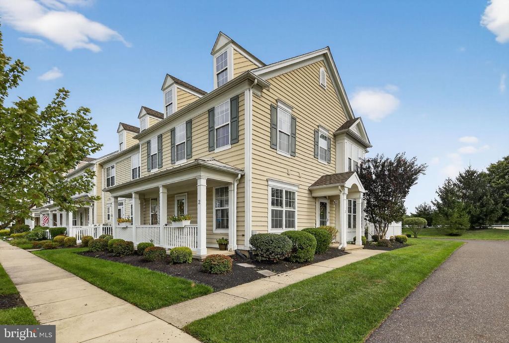 2 BORTON AVE, Voorhees, NJ 08043