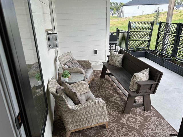 9121 Marbella Drive, Lincoln, NE 68520
