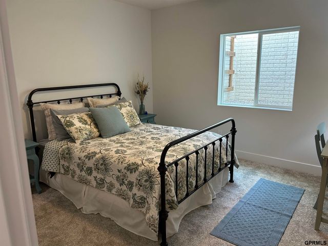 9121 Marbella Drive, Lincoln, NE 68520
