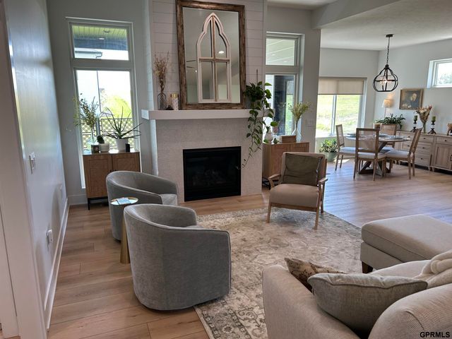 9121 Marbella Drive, Lincoln, NE 68520