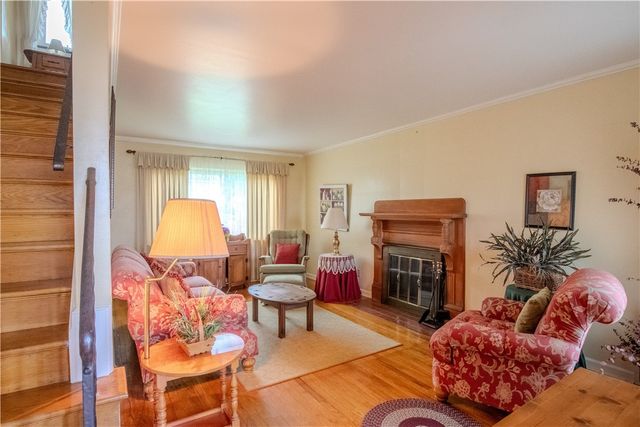 55 Sylvanus Ave, North Union Twp, PA 15401