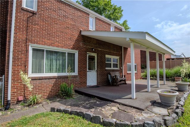 55 Sylvanus Ave, North Union Twp, PA 15401