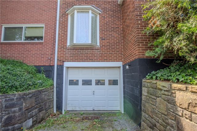55 Sylvanus Ave, North Union Twp, PA 15401