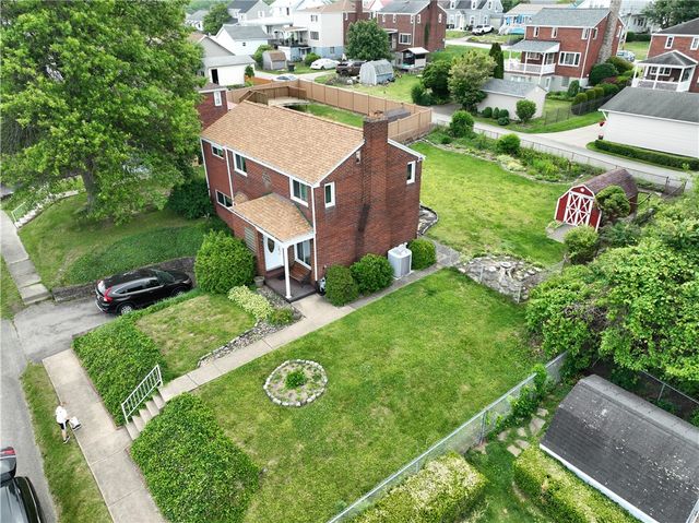 55 Sylvanus Ave, North Union Twp, PA 15401