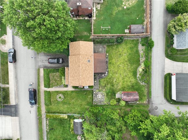 55 Sylvanus Ave, North Union Twp, PA 15401