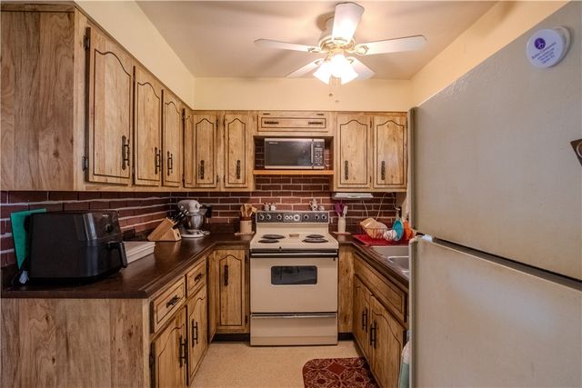 55 Sylvanus Ave, North Union Twp, PA 15401
