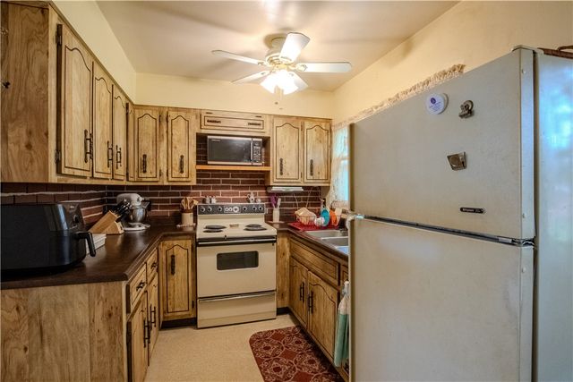 55 Sylvanus Ave, North Union Twp, PA 15401