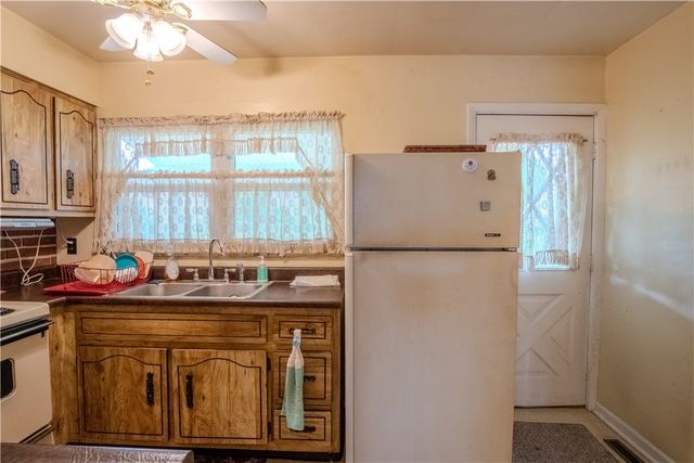 55 Sylvanus Ave, North Union Twp, PA 15401